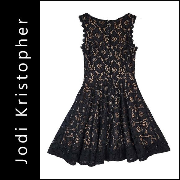 off shoulder black lace dress FITTED SATIN & LACE GOWN WITH OFF THE SHOULDER ACCESSORY CDCD798 main image 1